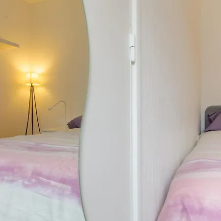 Centrally-located 1bd Flat Clignancourt Appartement Paris