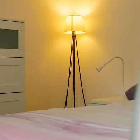 Centrally-located 1bd Flat Clignancourt * Paris