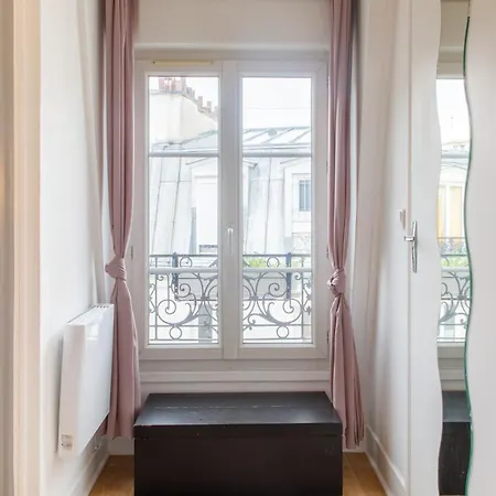 Centrally-located 1bd Flat Clignancourt * Paris