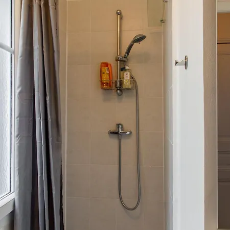 Centrally-located 1bd Flat Clignancourt Appartement